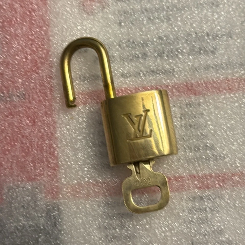 Louis vuitton brass lockset #300